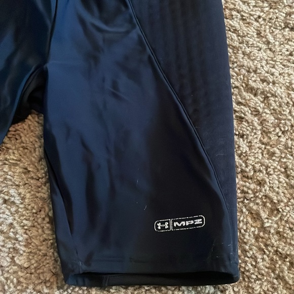 Ladies Under Armour MPZ black softball sliding pants with padded sides. Sz Small - Picture 3 of 9